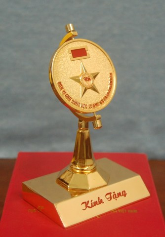 Kỷ niệm chương bằng đồng - Công Ty TNHH Thương Mại Và Dịch Vụ Việt Phát Honor<br>(Quà Tặng Việt Phát)
